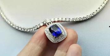 明星都爱蓝宝石,明星们的时尚宠儿