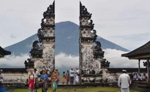 网红三连门,揭秘网络红人背后的真相与争议